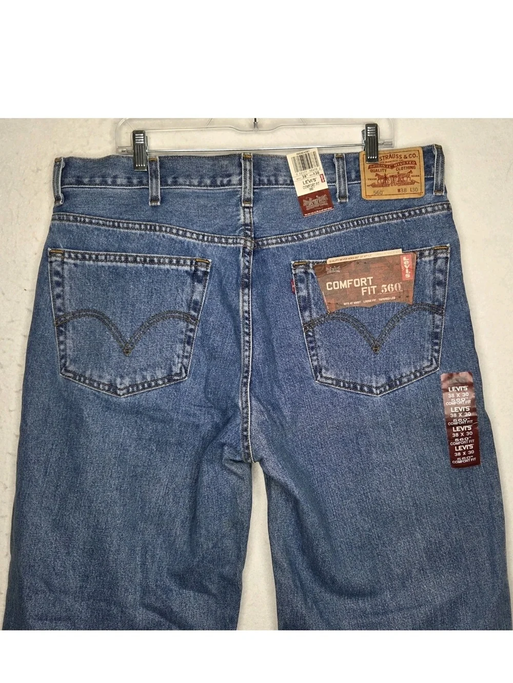 Levis 560 NWT Comfort Fit Tapered Leg Denim Jeans Mens 38×30 (FITS 38×29.5) Blue